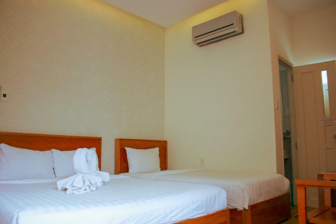 Travellers Nest Hostel Дананг Экстерьер фото